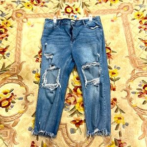 Distressed Mom Jean